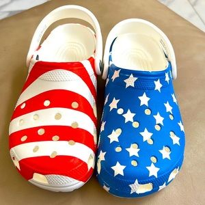 Crocs Flag Patriotic Red White and Blue Stars and Stripes W/8 M/6